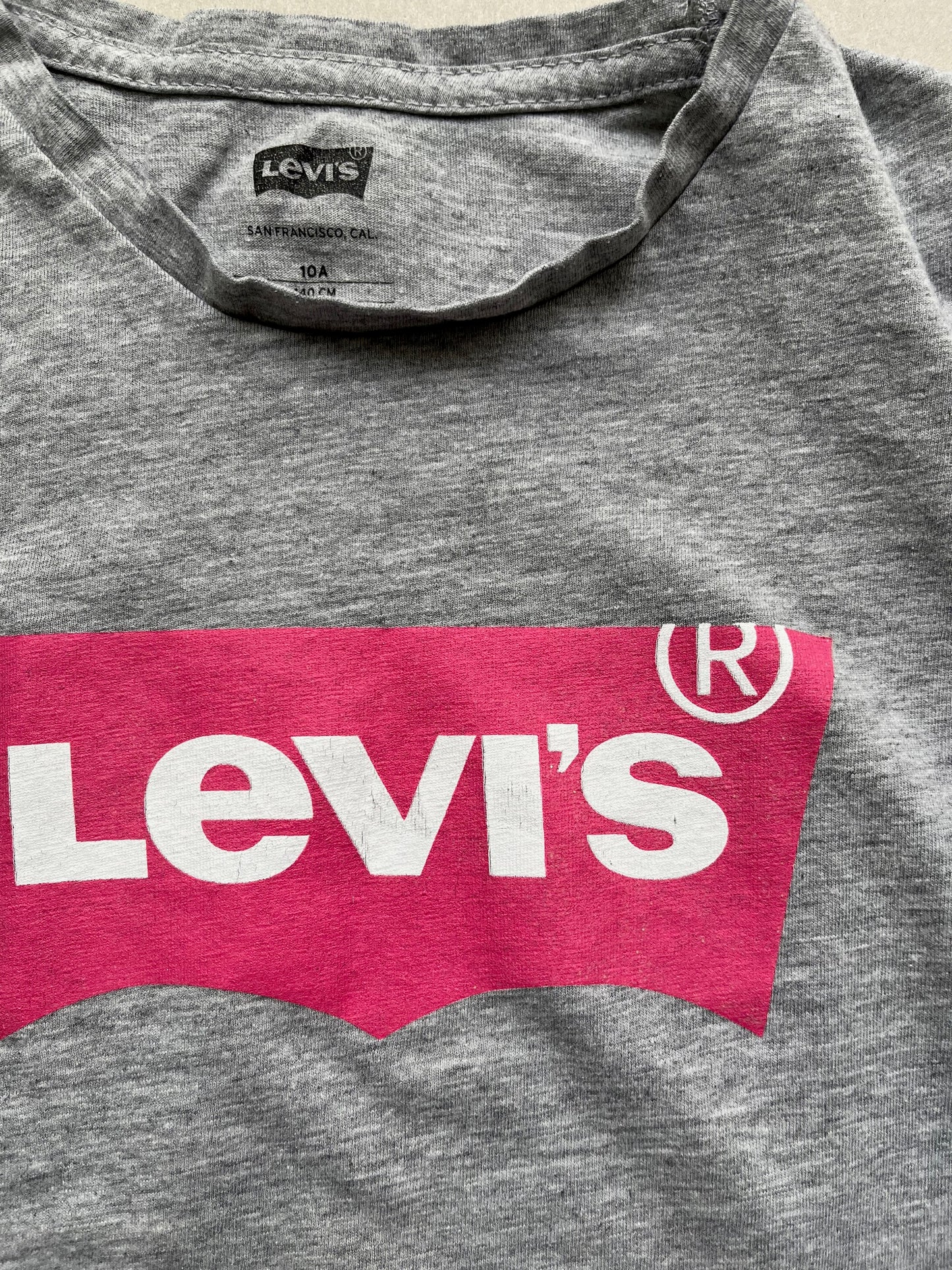 T-Shirt Levis 140